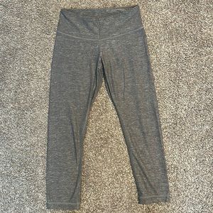 Lululemon gray capri leggings